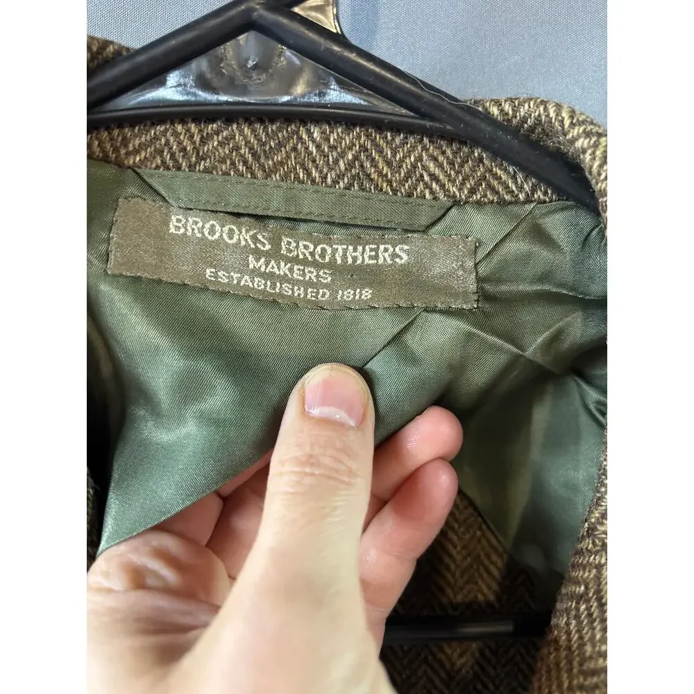 VTG 1960's Brooks Brothers sport coat/blazer  Herringbone Tweed all wool Size 42